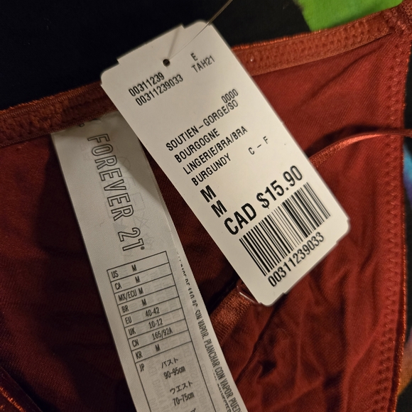 Forever 21 Velvet Red Bandeau Set - Picture 7 of 10